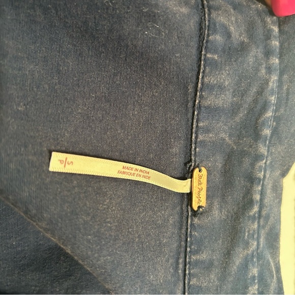 Free People Navy Blue Button up Peplum Shirt or Jacket Size Medium - Picture 6 of 8